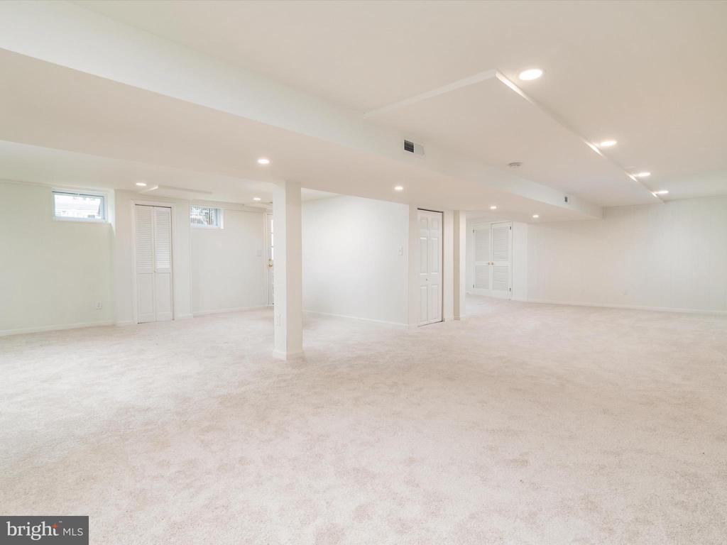 9212 GARDENIA ROAD