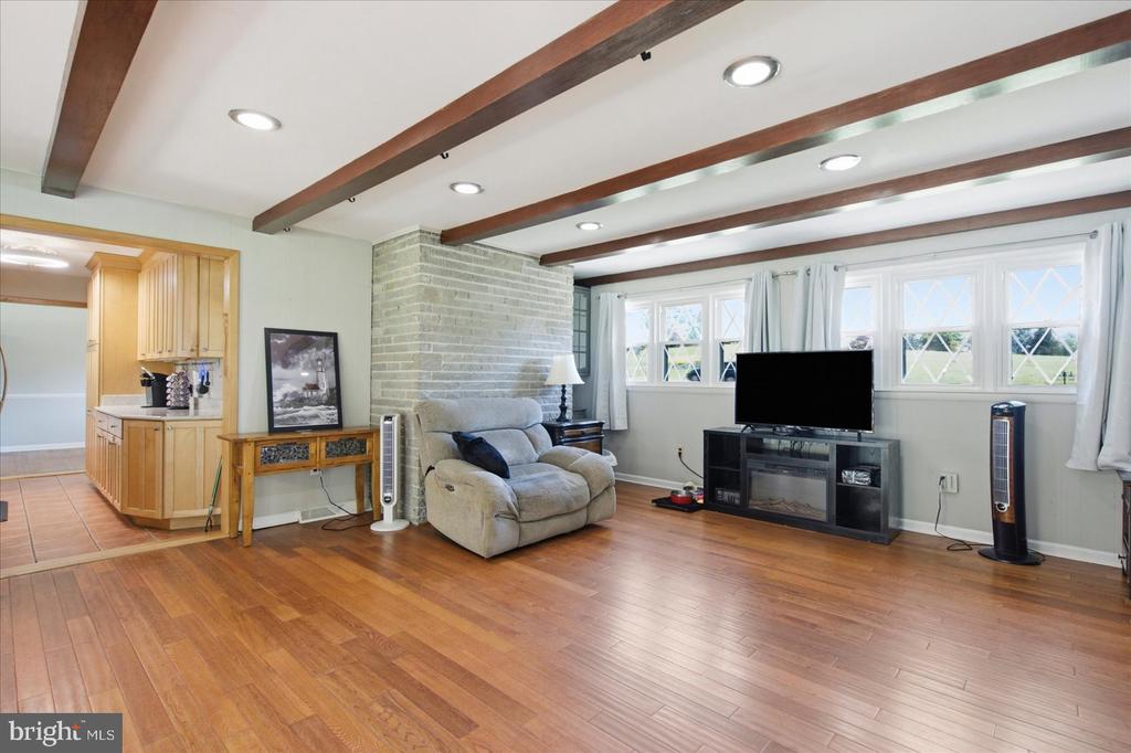12106 JERUSALEM ROAD