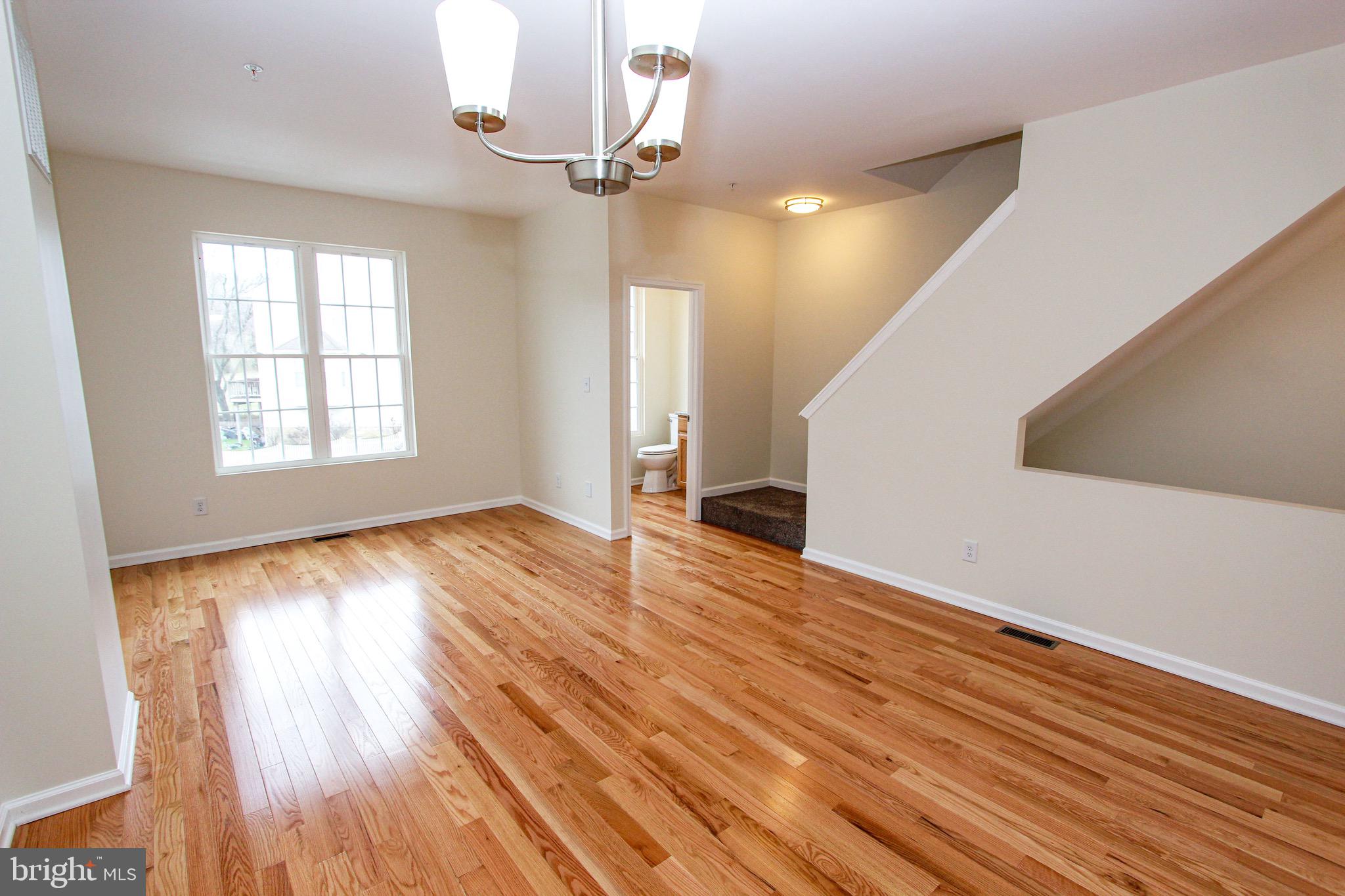 4 WHITETAIL WAY