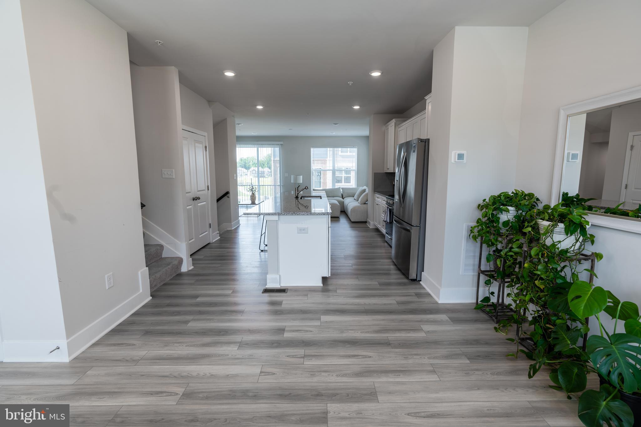6917 WATERBURY PL