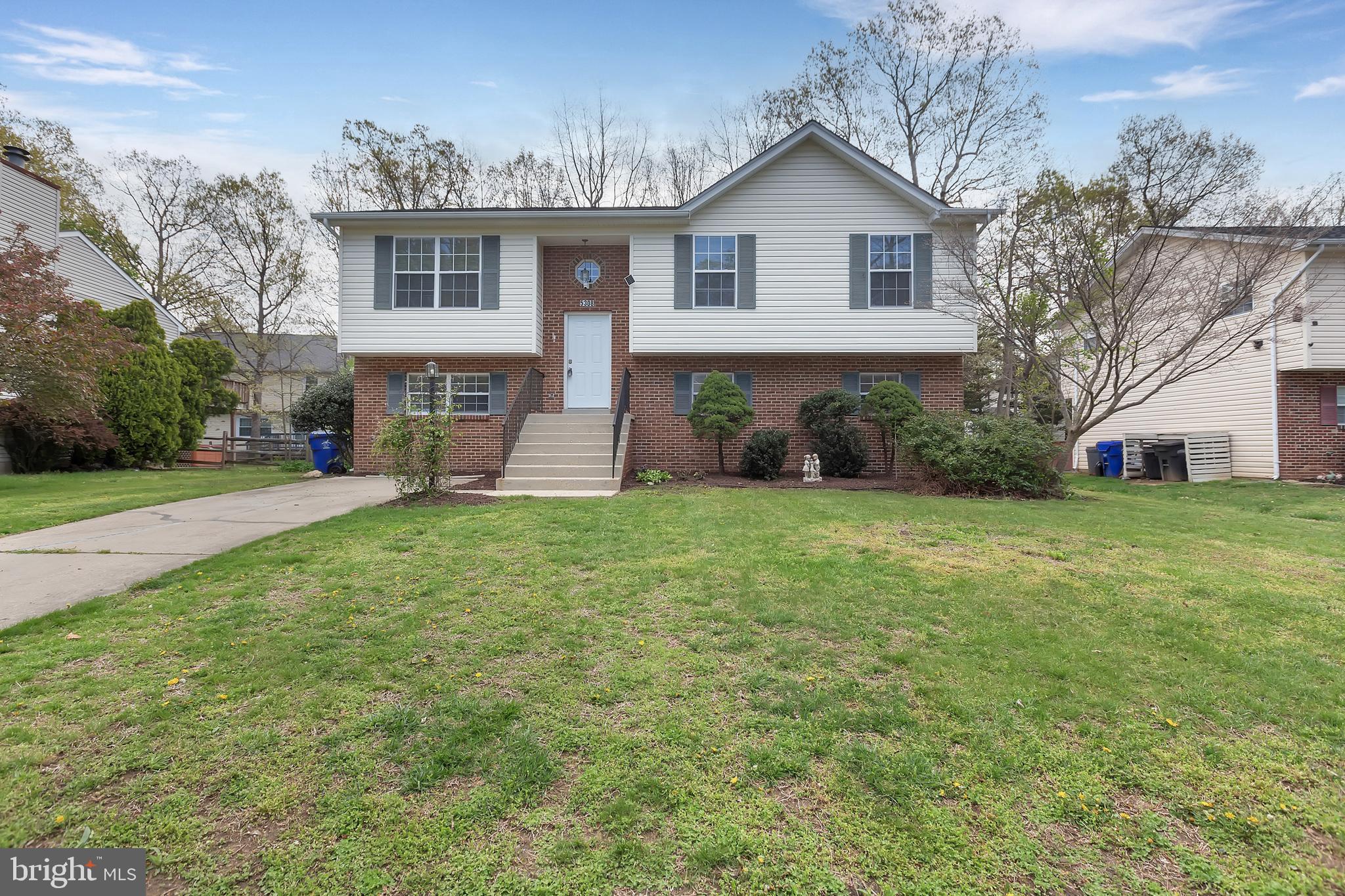 5308 FLAGFISH COURT