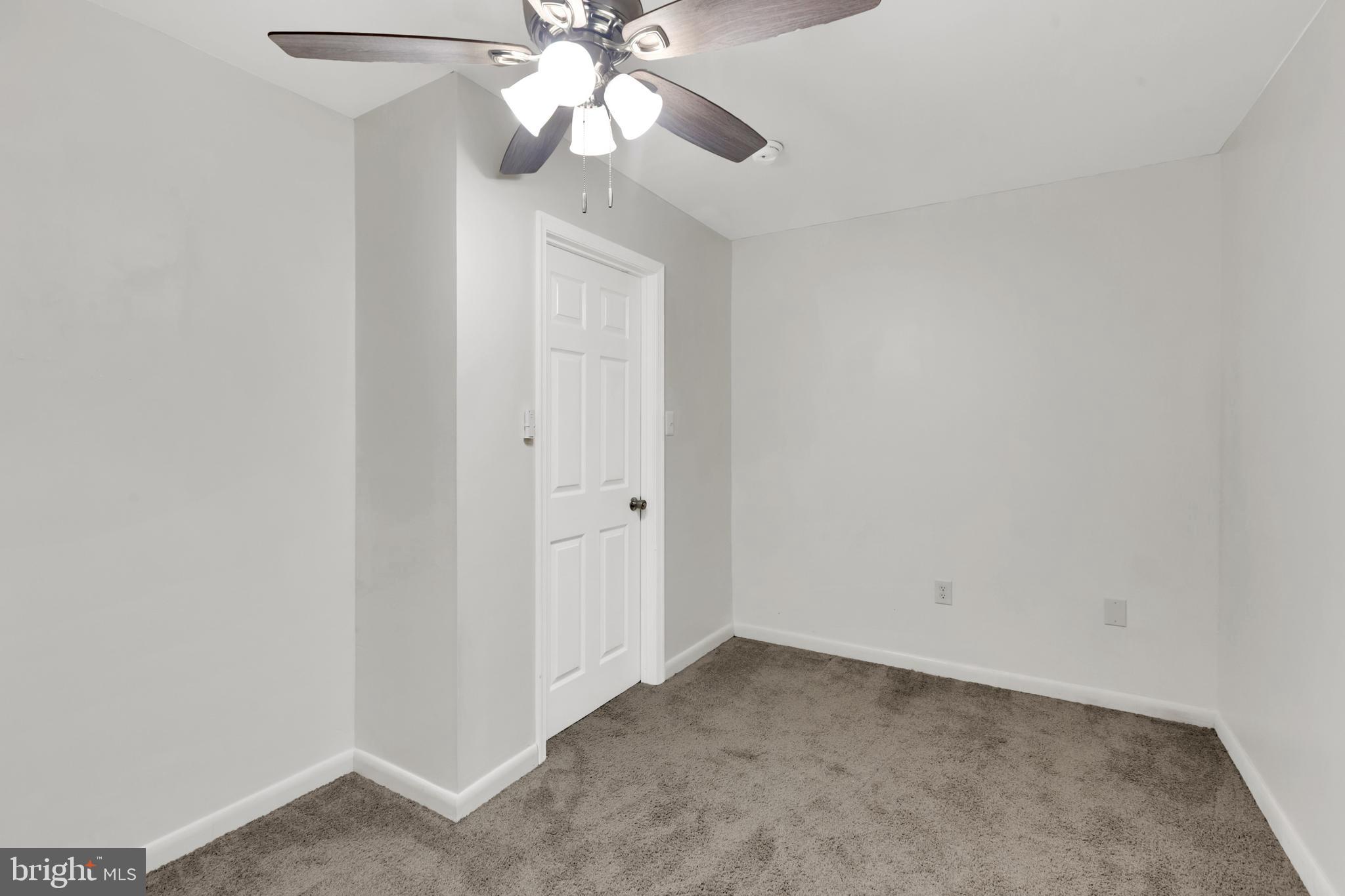 5308 FLAGFISH COURT