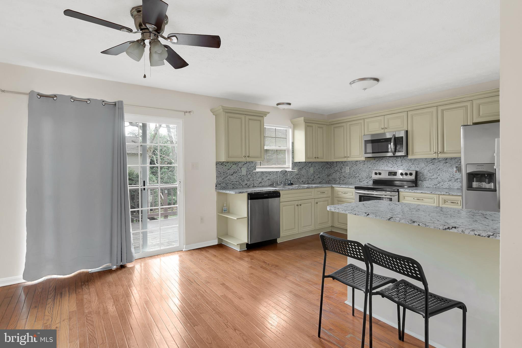 5308 FLAGFISH COURT