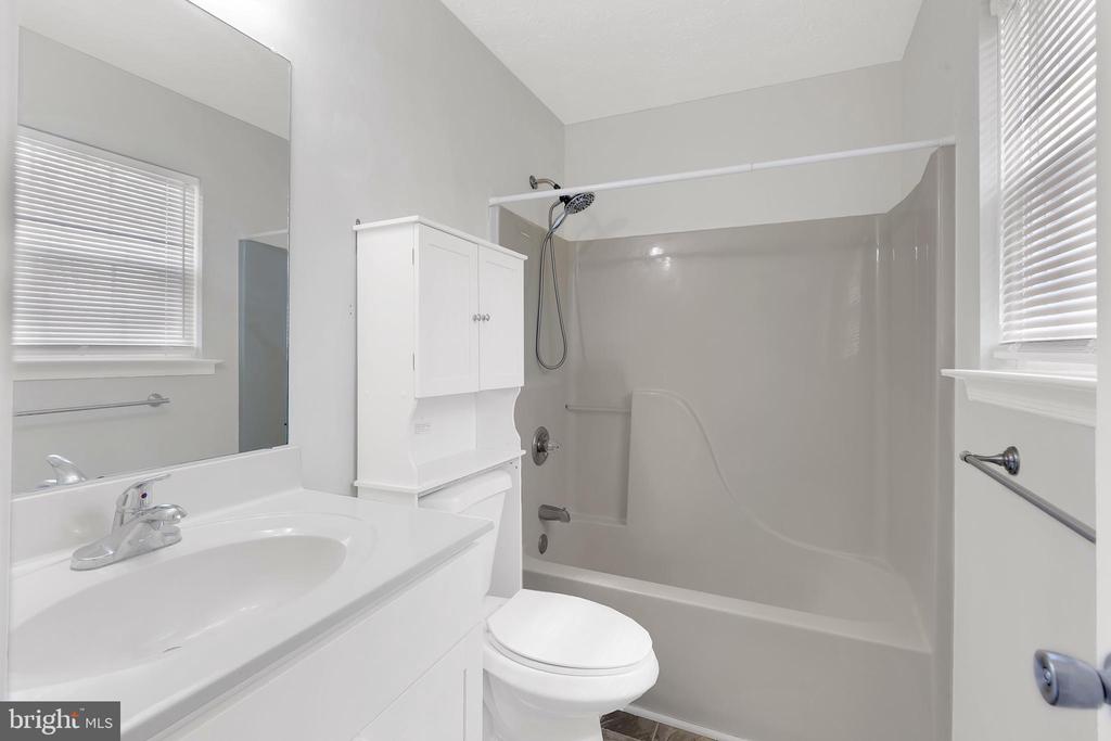 5308 FLAGFISH COURT