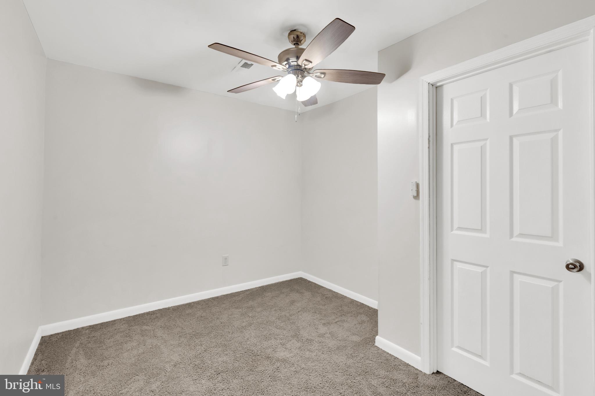 5308 FLAGFISH COURT