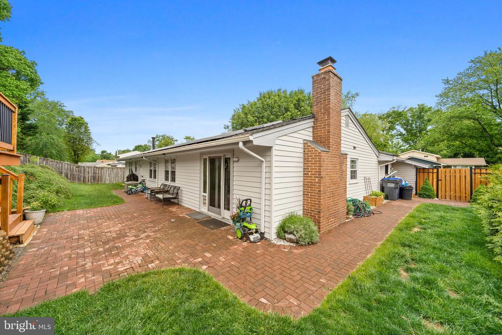 2528 LISA DRIVE