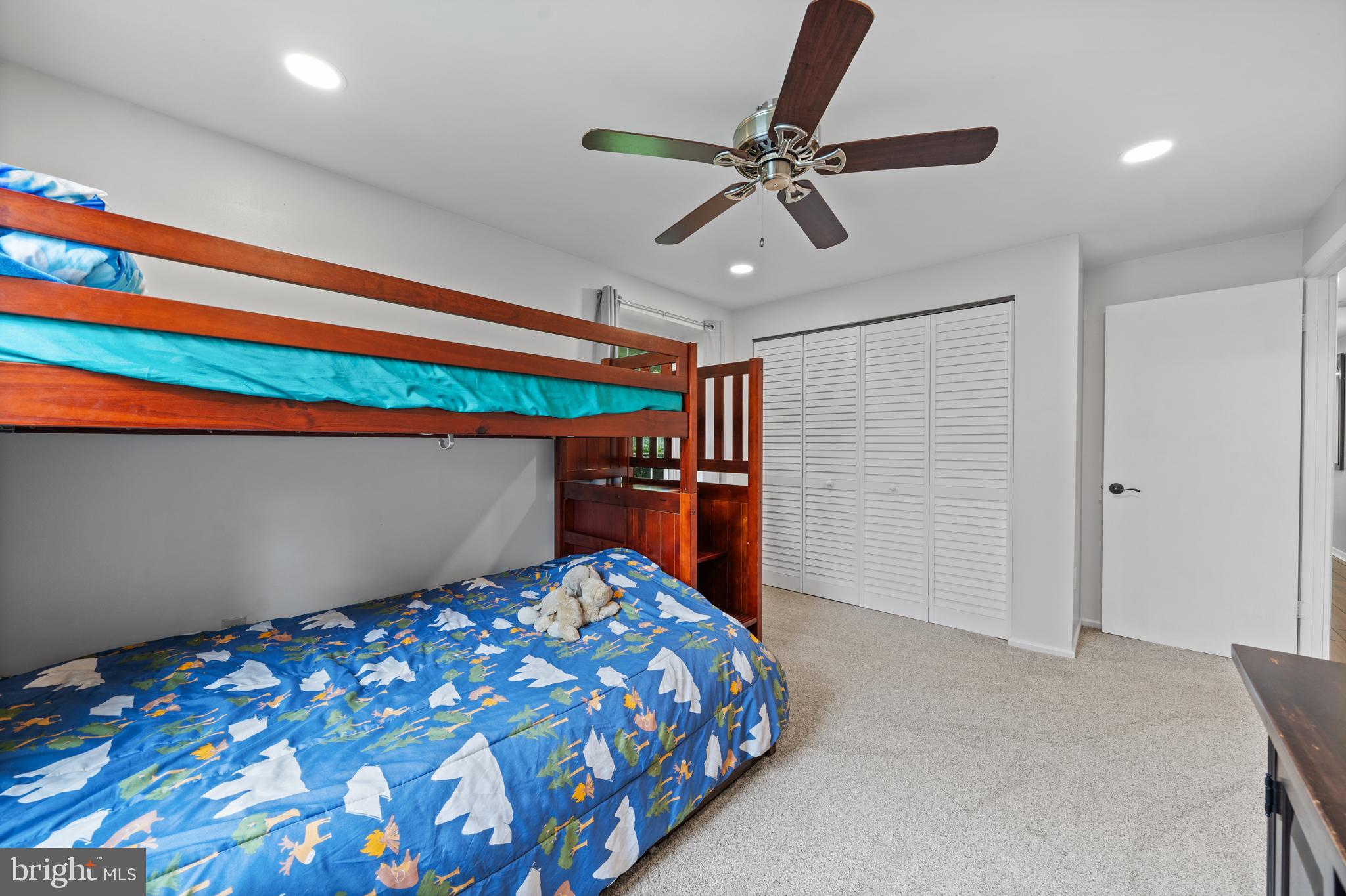 2528 LISA DRIVE