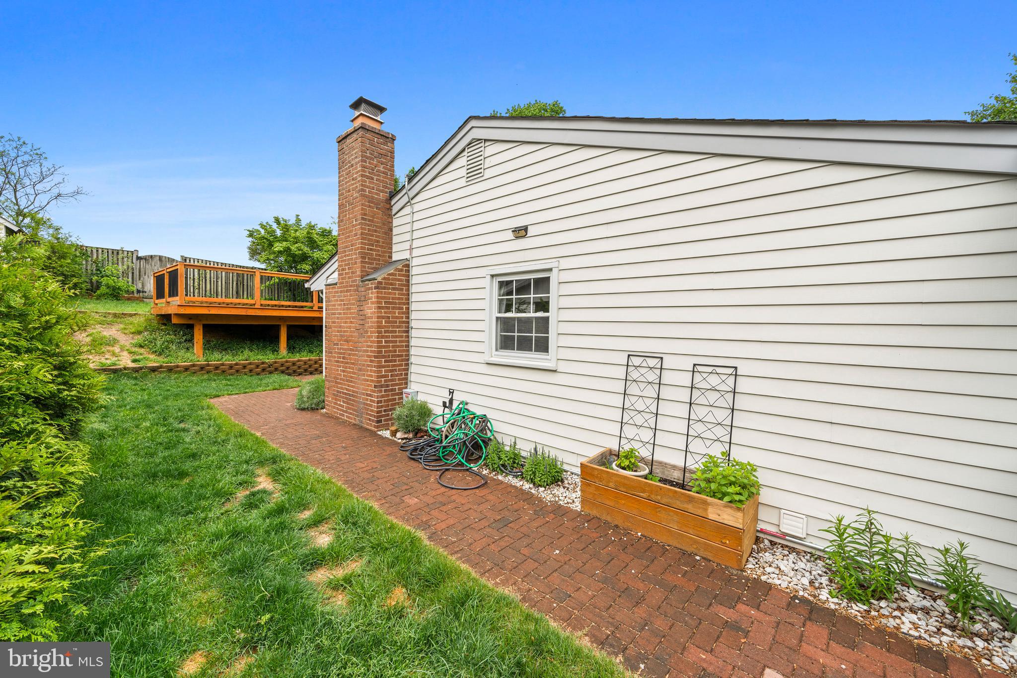 2528 LISA DRIVE