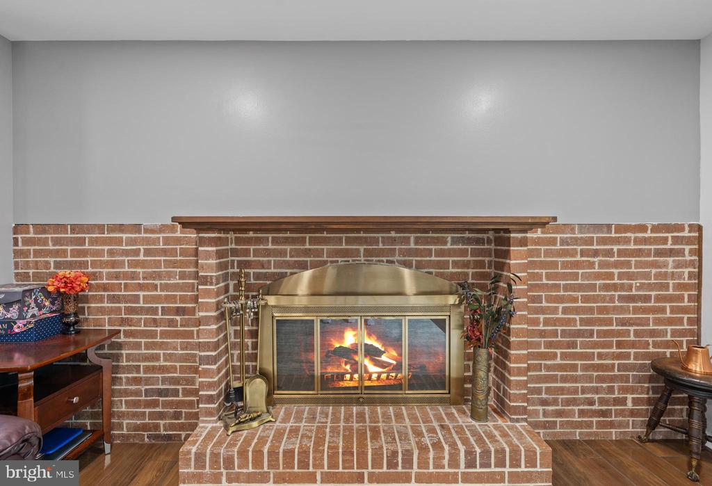 2528 LISA DRIVE