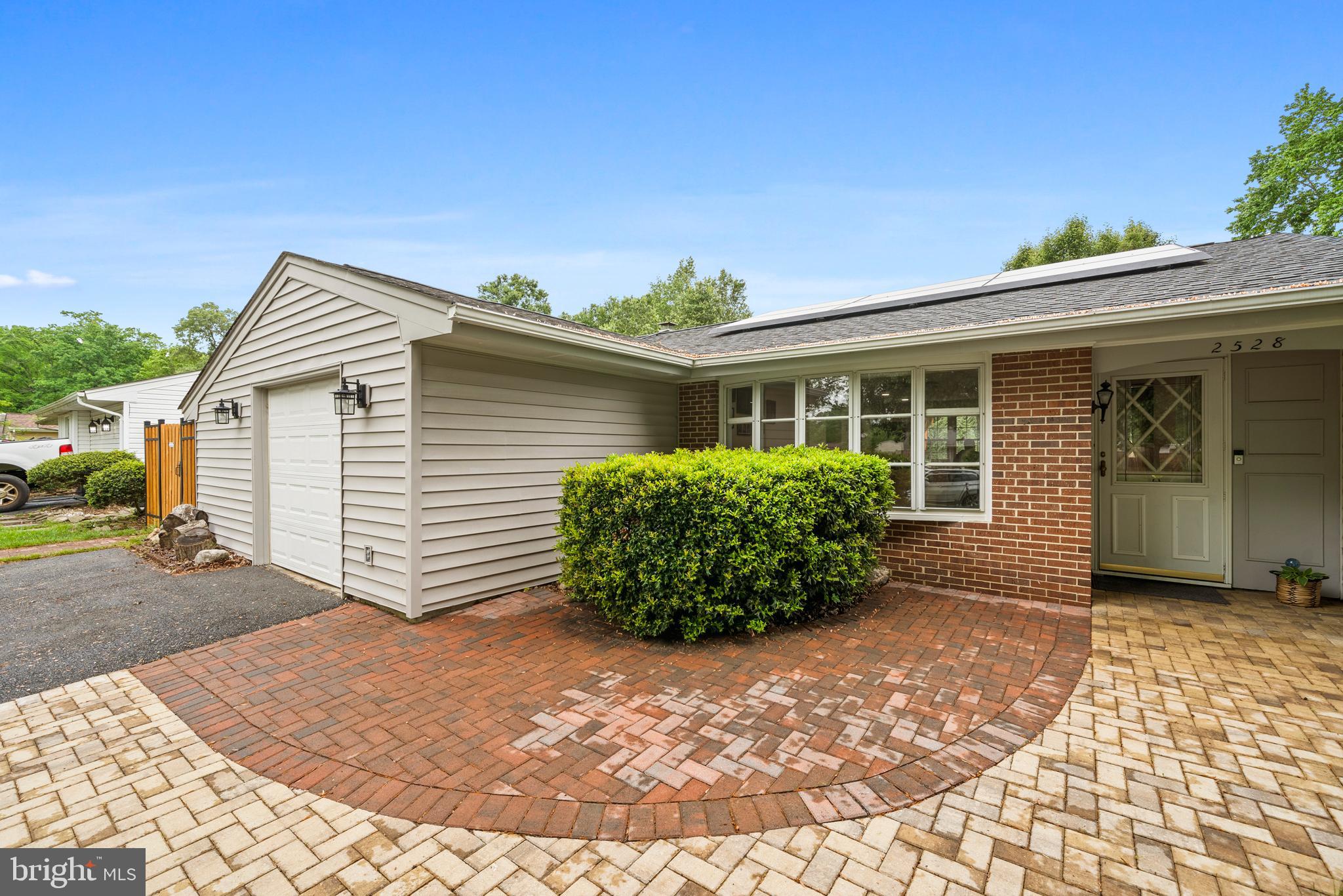 2528 LISA DRIVE