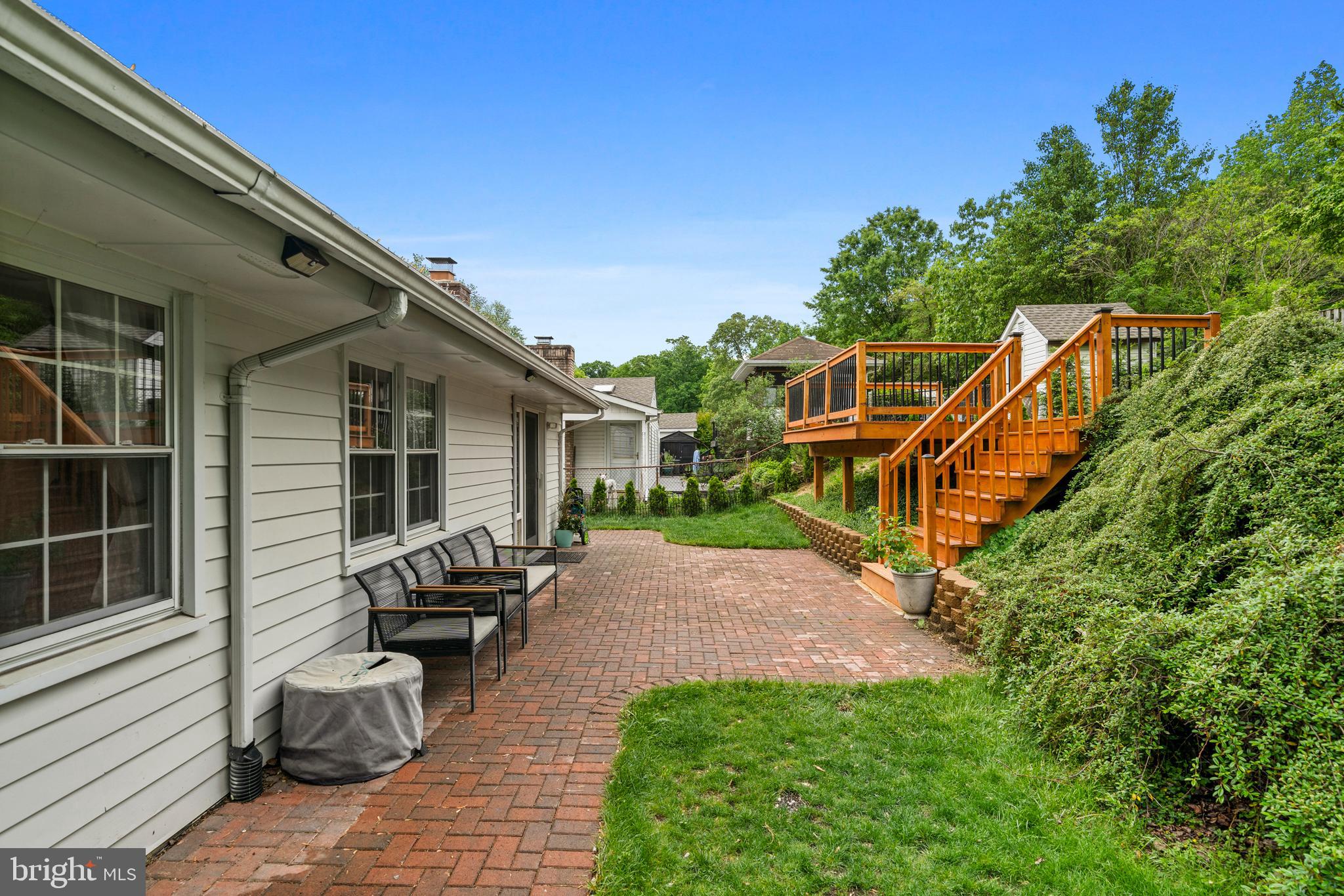 2528 LISA DRIVE