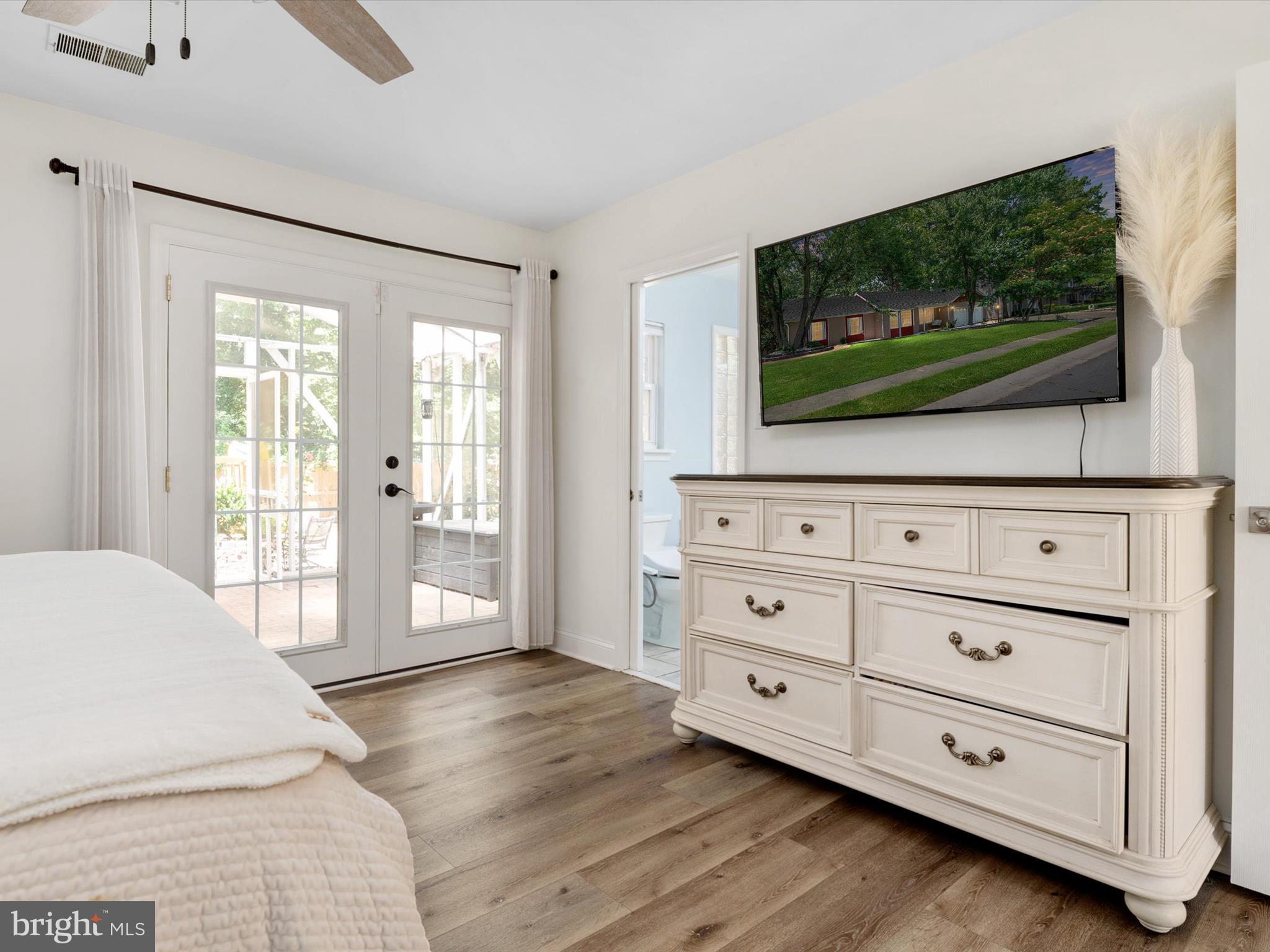 3570 PINE CONE CIRCLE