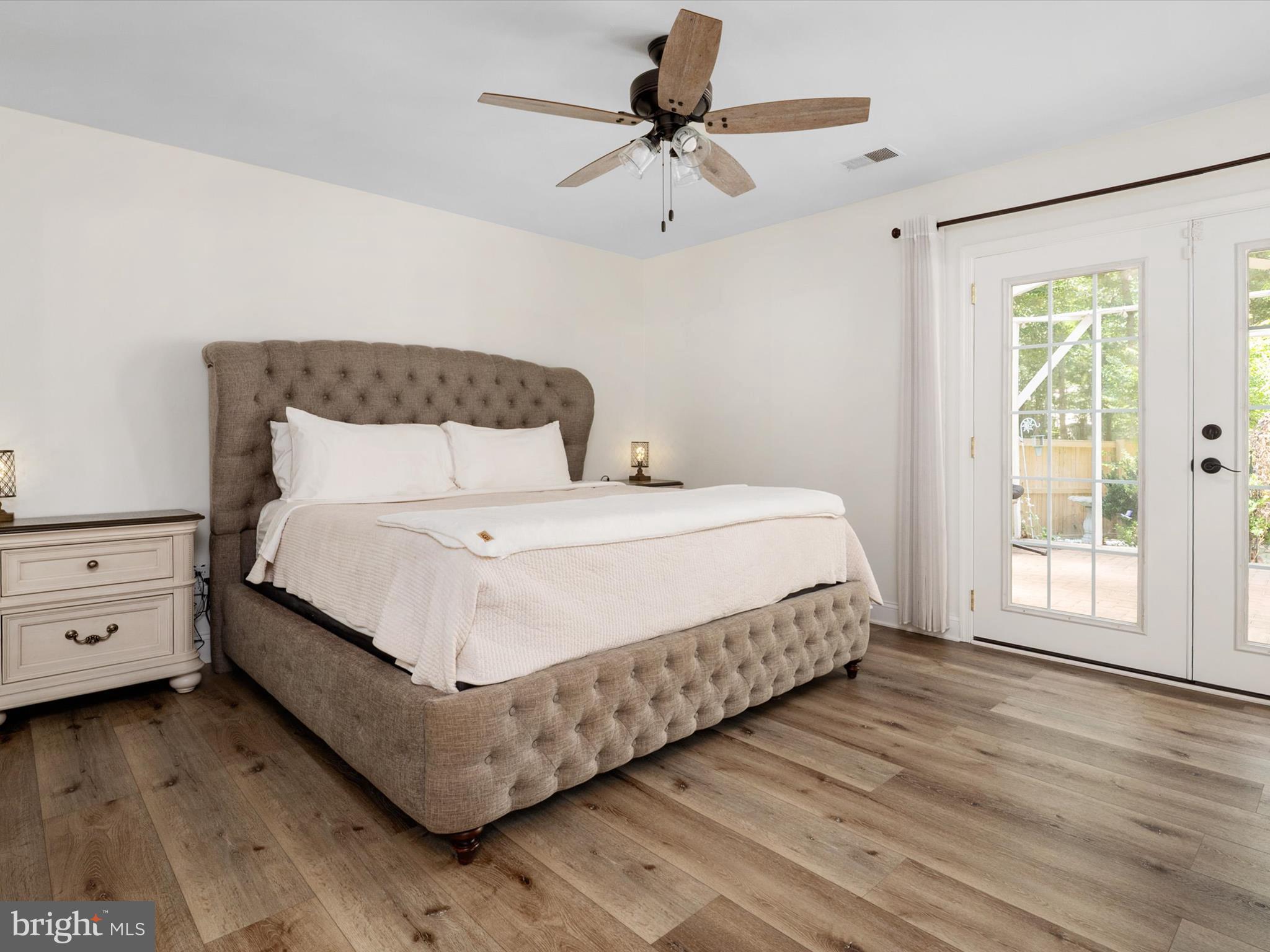 3570 PINE CONE CIRCLE