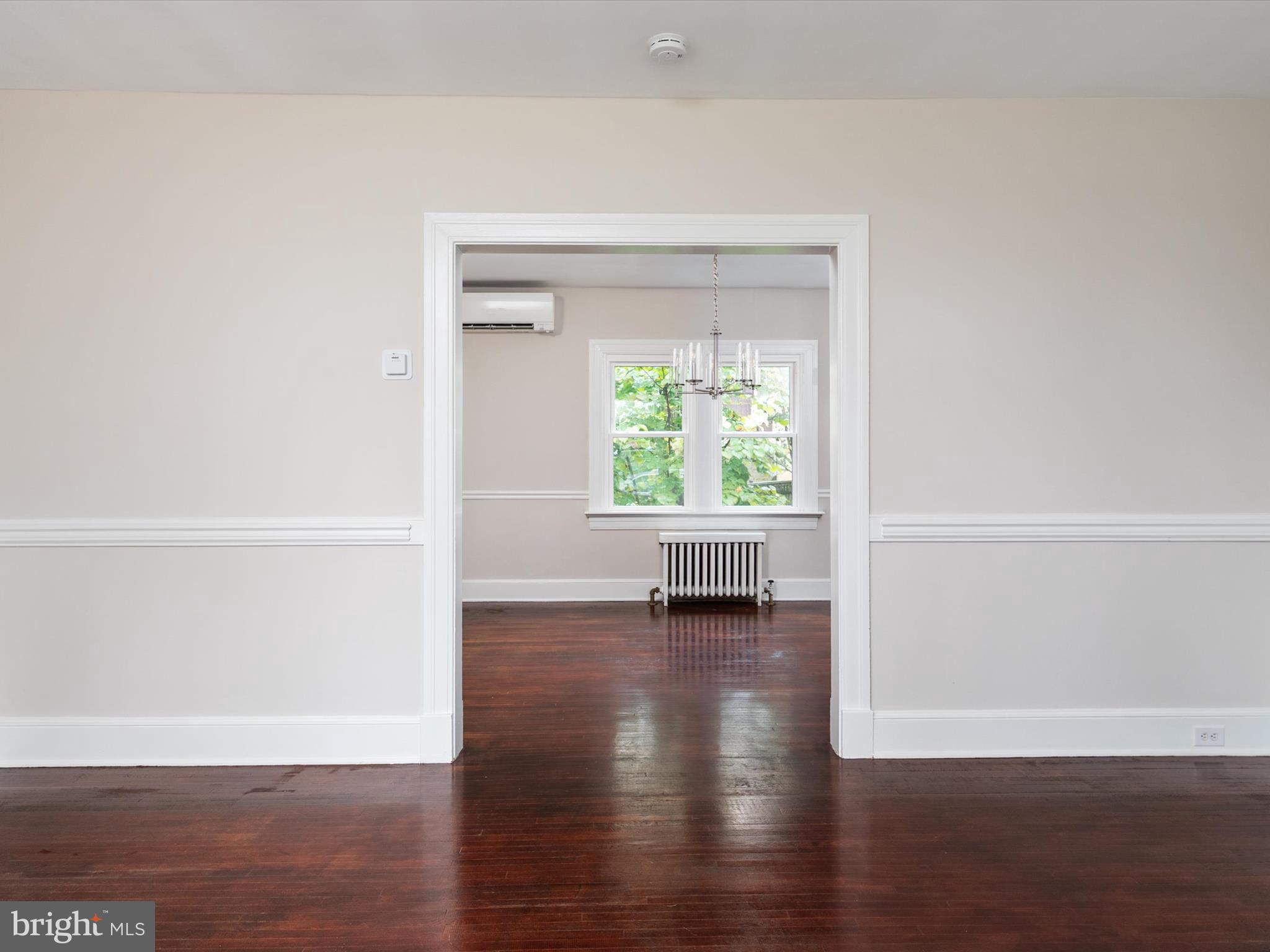 733 CENTRAL AVENUE