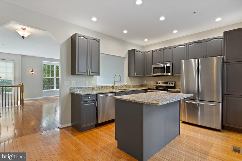 3742 HOPE COMMONS CIRCLE