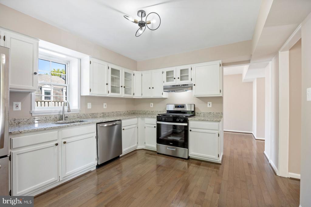 11014 BUSHWOOD WAY
