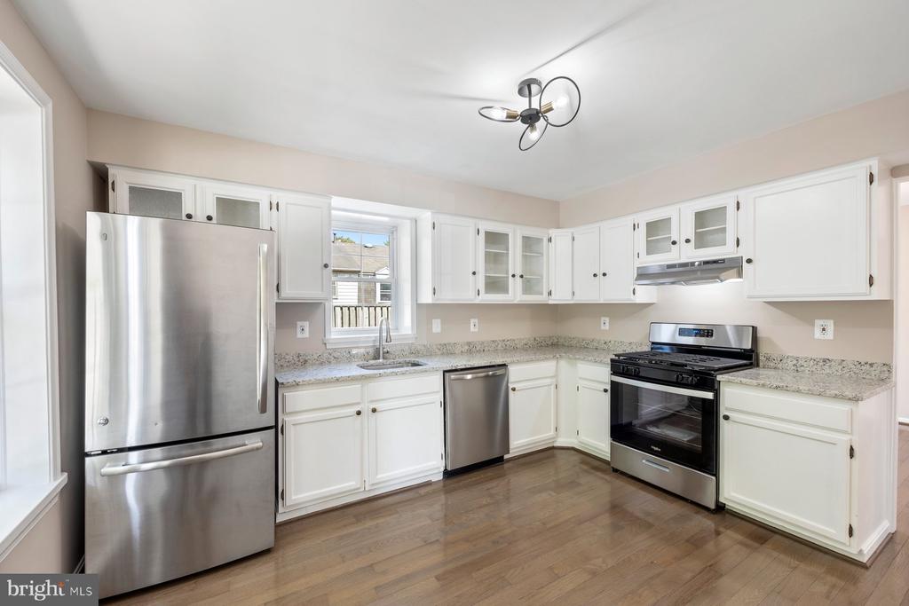 11014 BUSHWOOD WAY