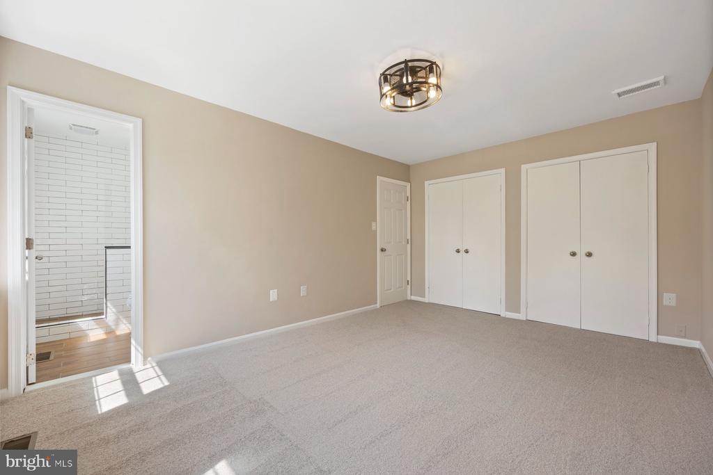 11014 BUSHWOOD WAY