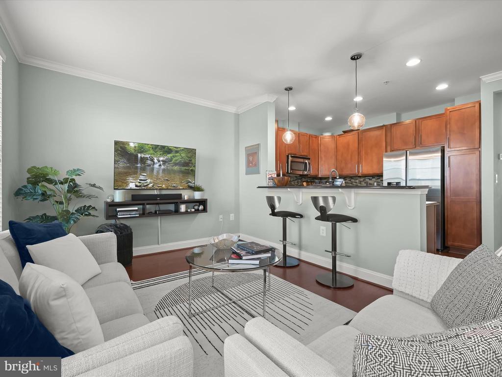 7658 MAPLE LAWN BOULEVARD Unit: 29