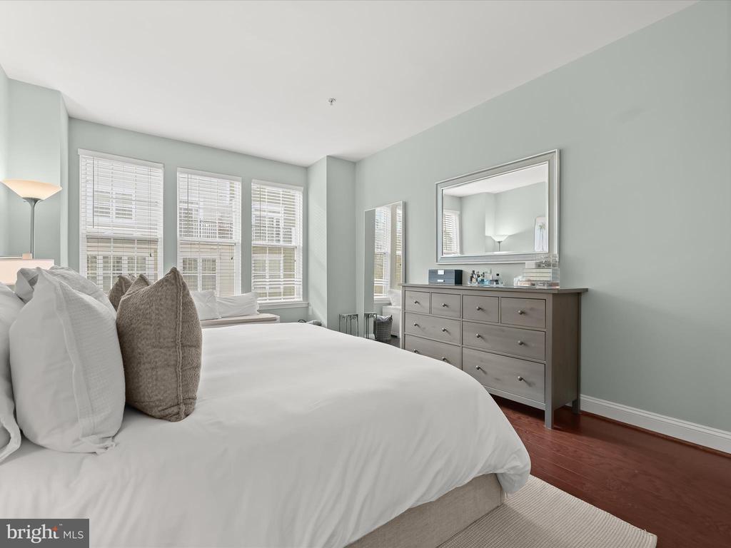 7658 MAPLE LAWN BOULEVARD Unit: 29
