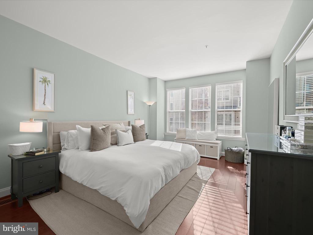 7658 MAPLE LAWN BOULEVARD Unit: 29
