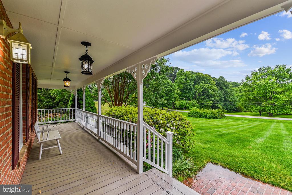 5412 HARRIS FARM LANE