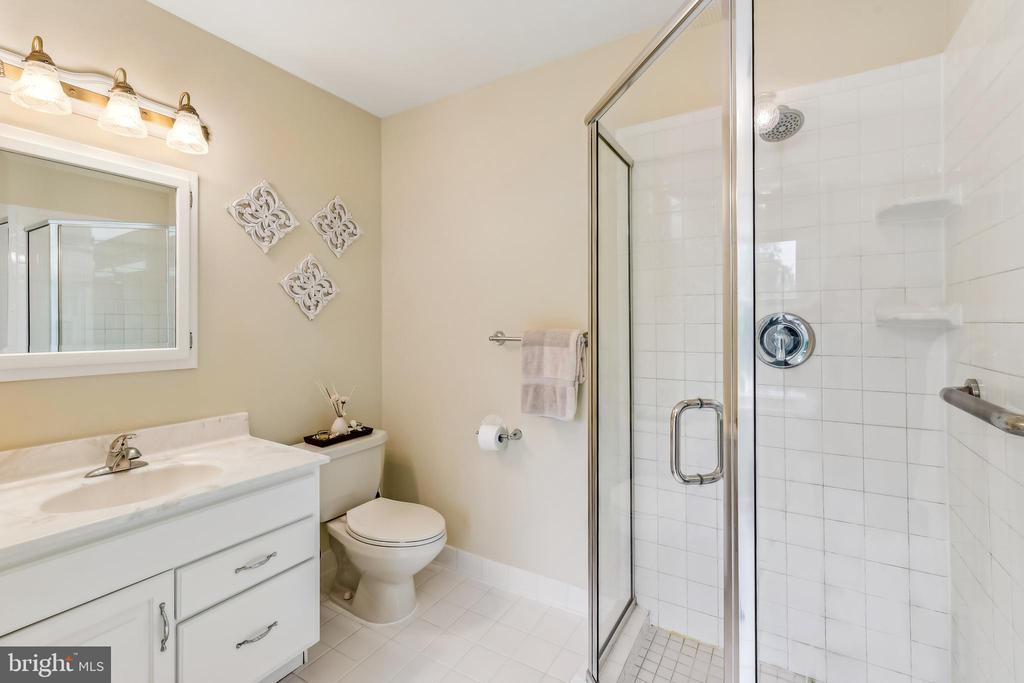 5412 HARRIS FARM LANE