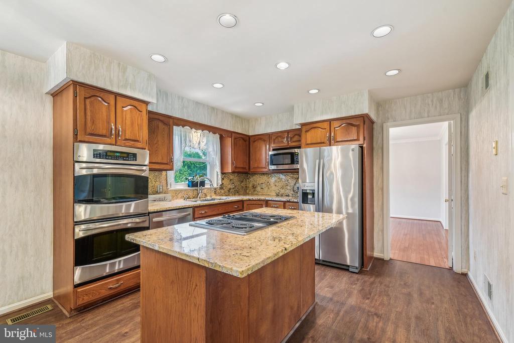 5412 HARRIS FARM LANE