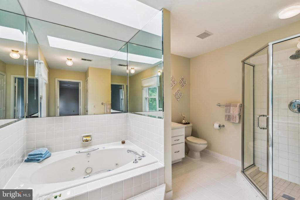 5412 HARRIS FARM LANE