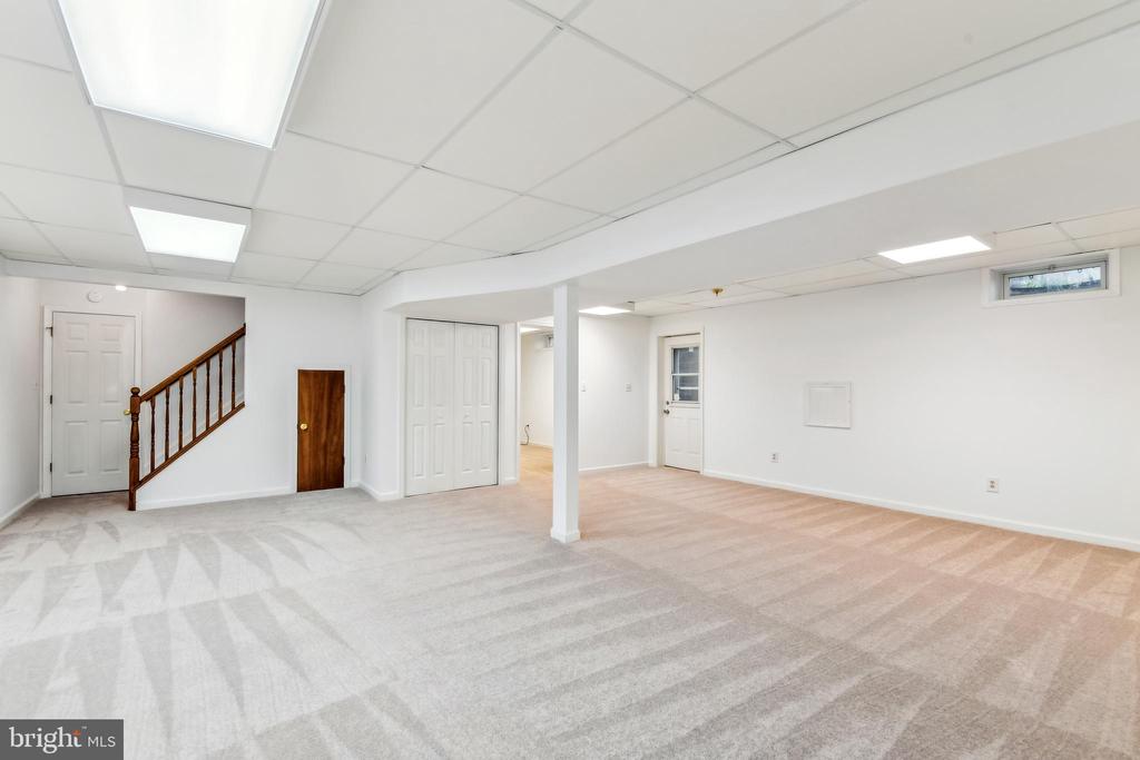 5412 HARRIS FARM LANE