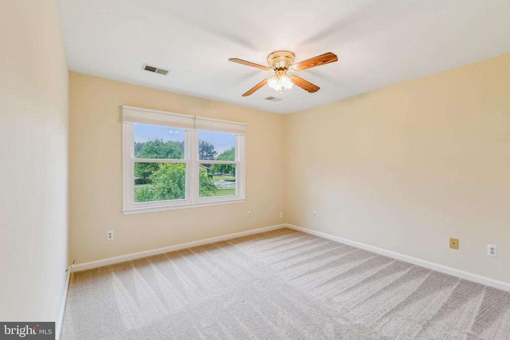 5412 HARRIS FARM LANE