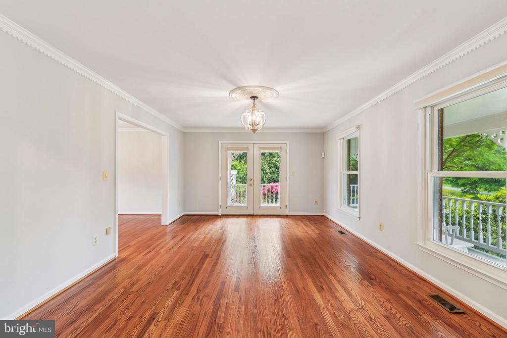 5412 HARRIS FARM LANE