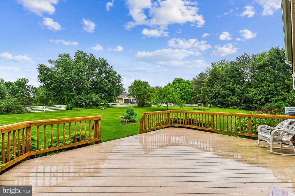 5412 HARRIS FARM LANE