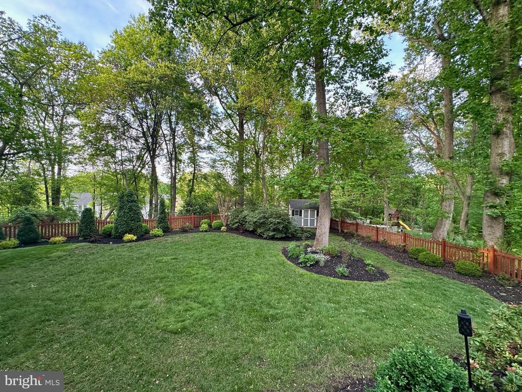 3308 ROYAL OAK COURT