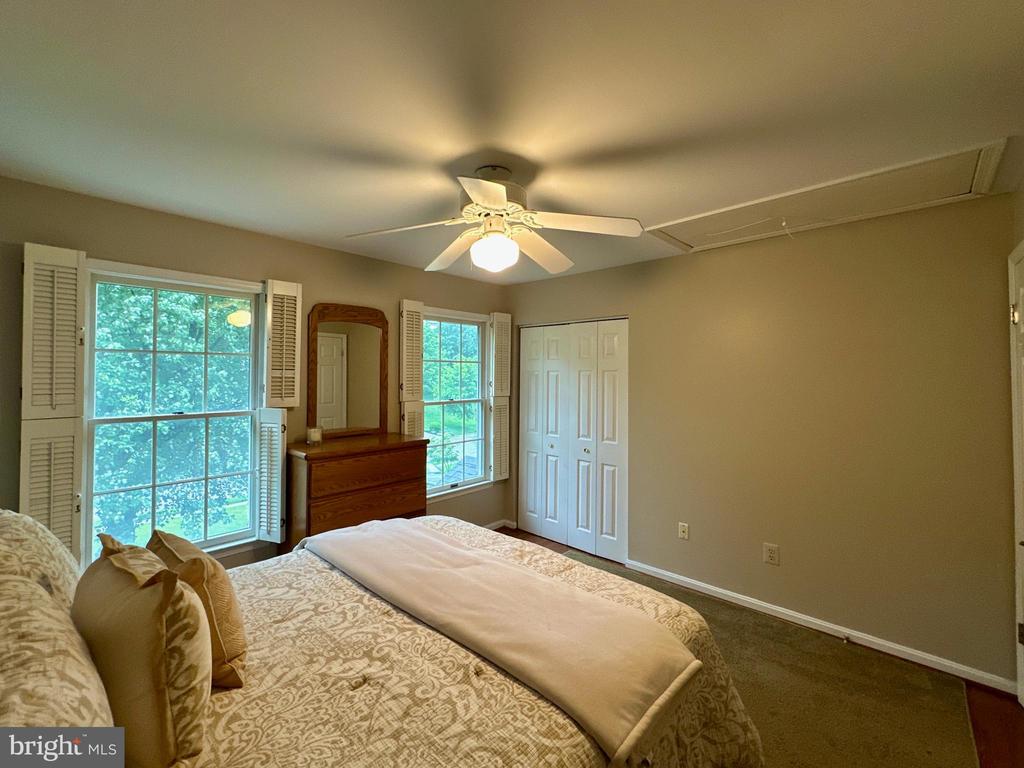 3308 ROYAL OAK COURT