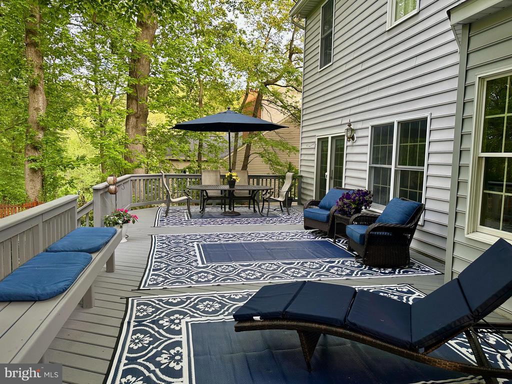 3308 ROYAL OAK COURT