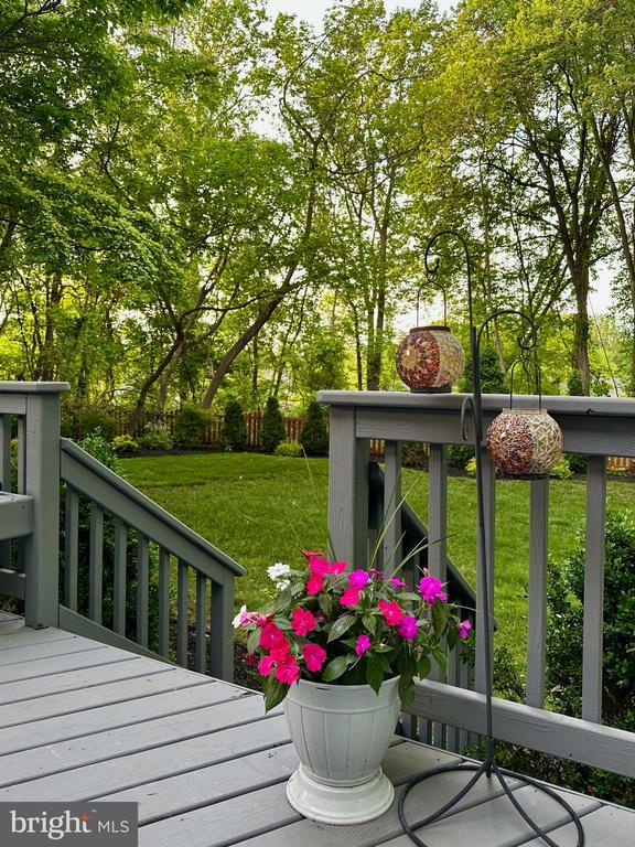 3308 ROYAL OAK COURT