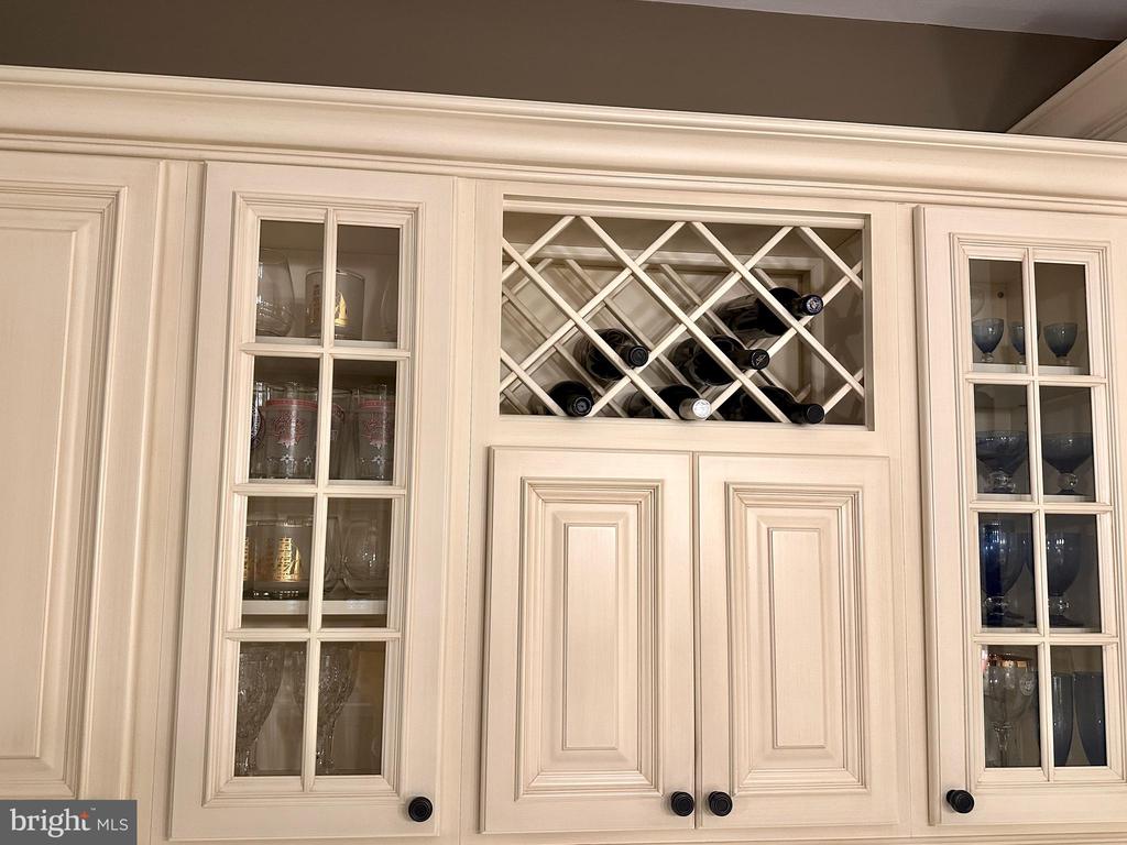 3308 ROYAL OAK COURT