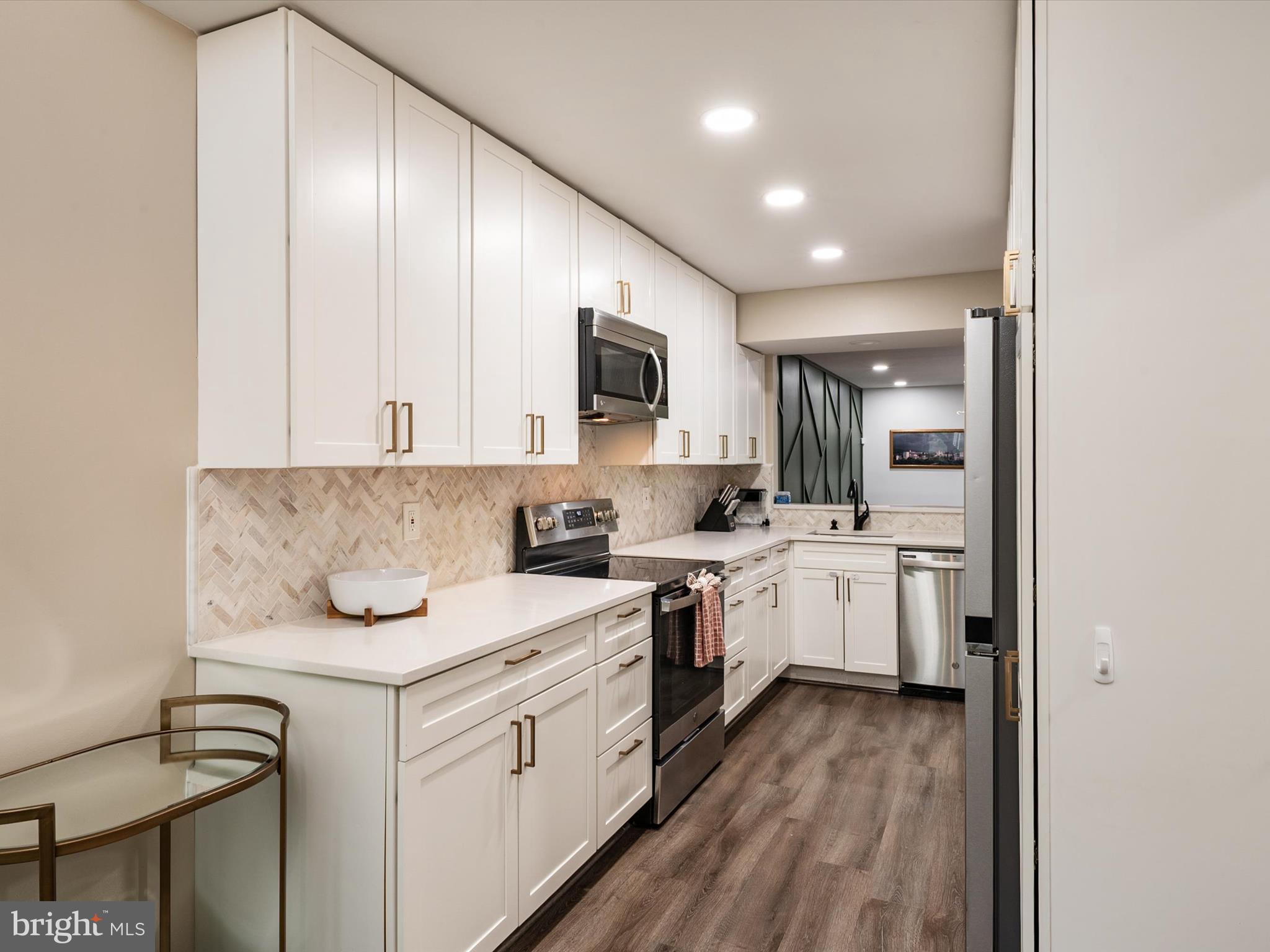 5177 COLUMBIA ROAD