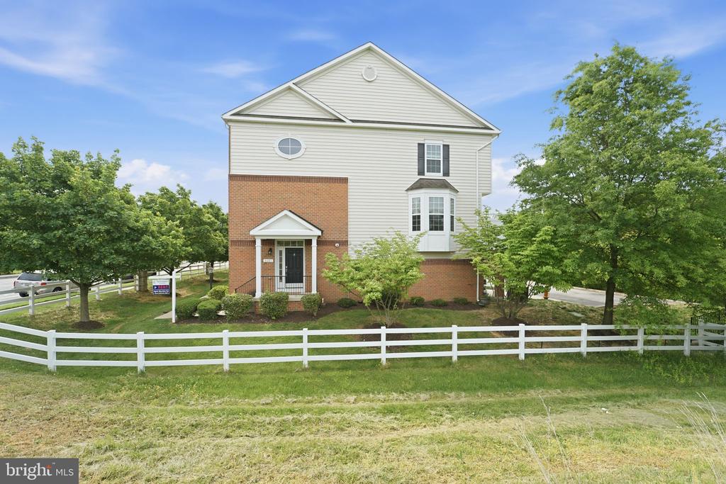 8601 BLUE SMOKE COURT Unit: 66