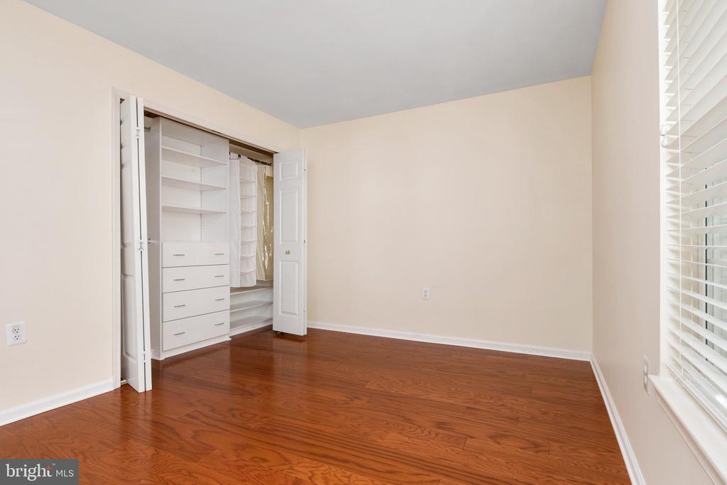 5824 WYNDHAM CIRCLE Unit: 102-C