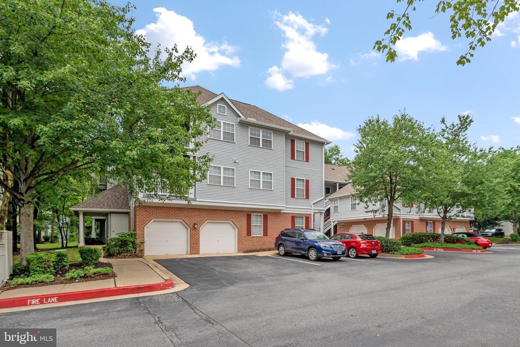 5824 WYNDHAM CIRCLE Unit: 102-C