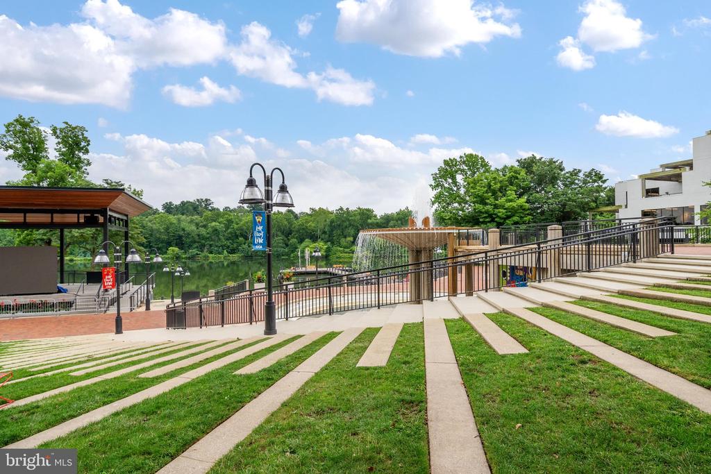 5824 WYNDHAM CIRCLE Unit: 102-C