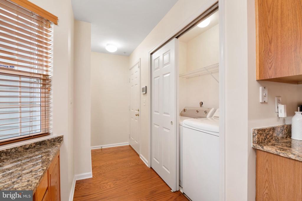 5824 WYNDHAM CIRCLE Unit: 102-C