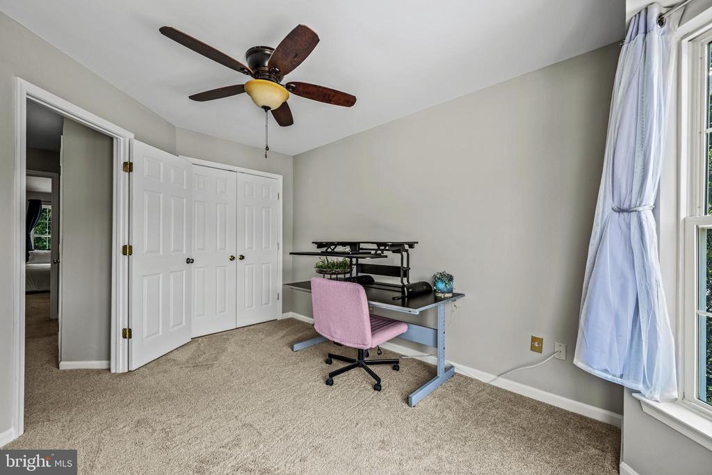 5730 GOLDFINCH COURT