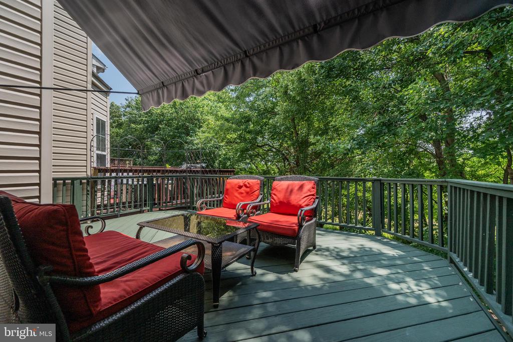 5730 GOLDFINCH COURT