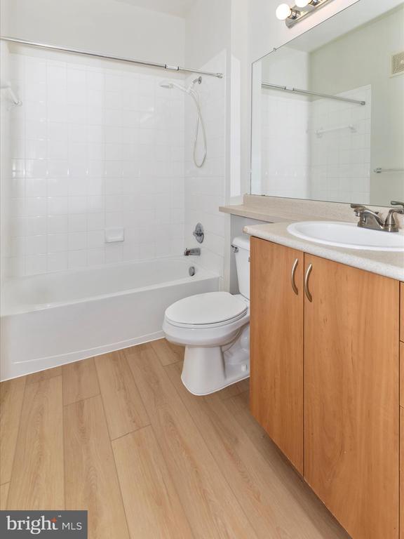 13506 DERRY GLEN COURT Unit: 402