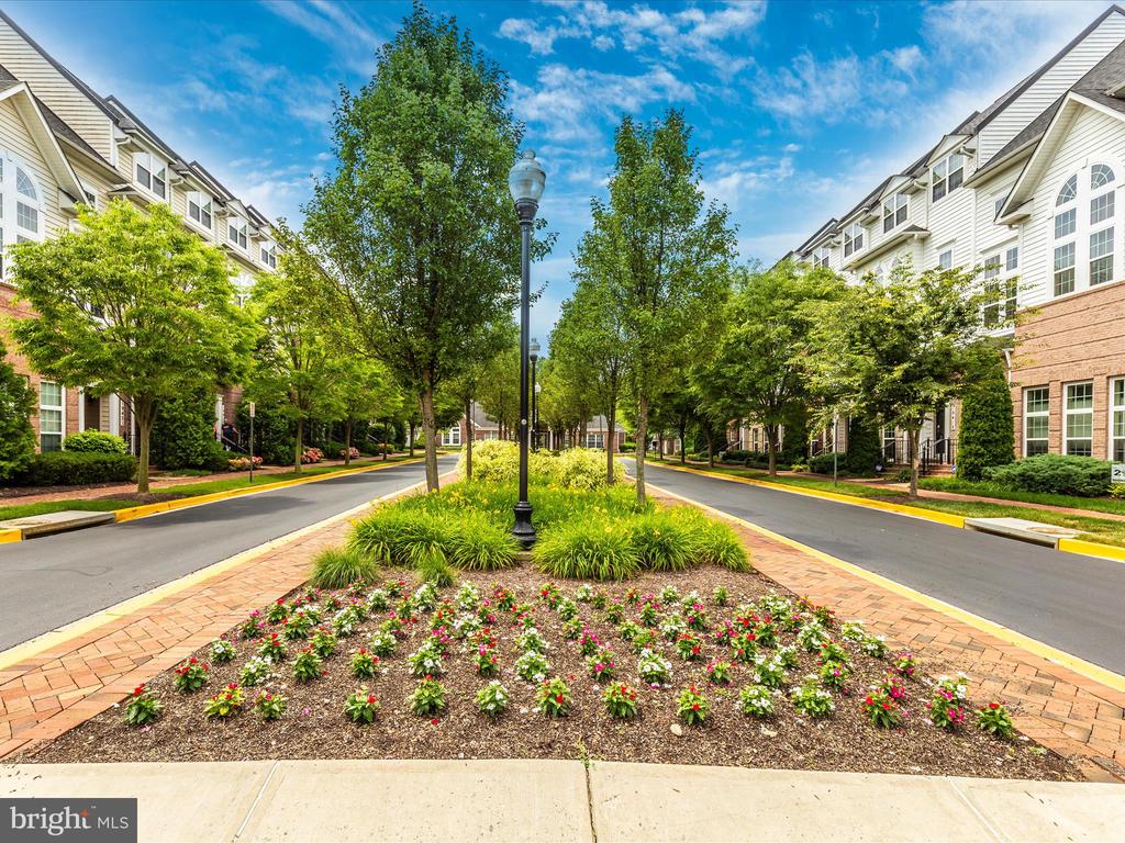 13506 DERRY GLEN COURT Unit: 402