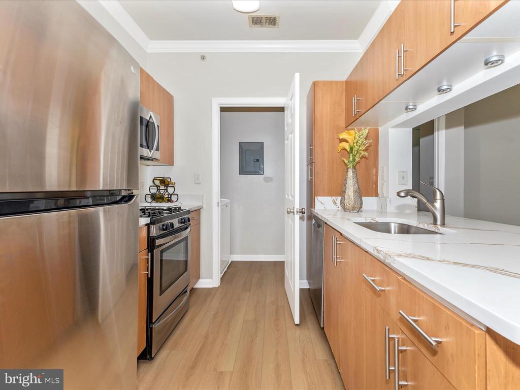 13506 DERRY GLEN COURT Unit: 402