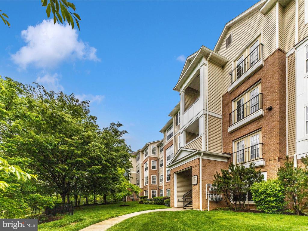 13506 DERRY GLEN COURT Unit: 402